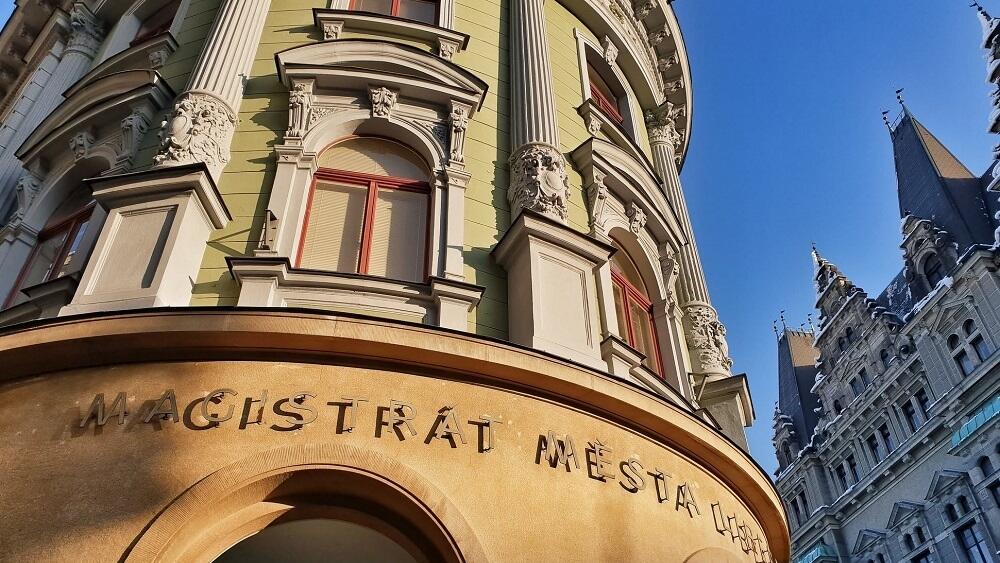 Na novém magistrátu...